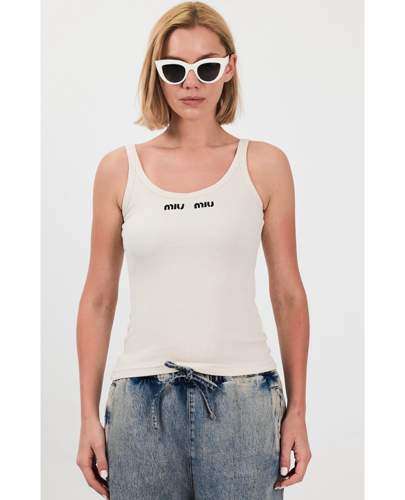 Beige tank top