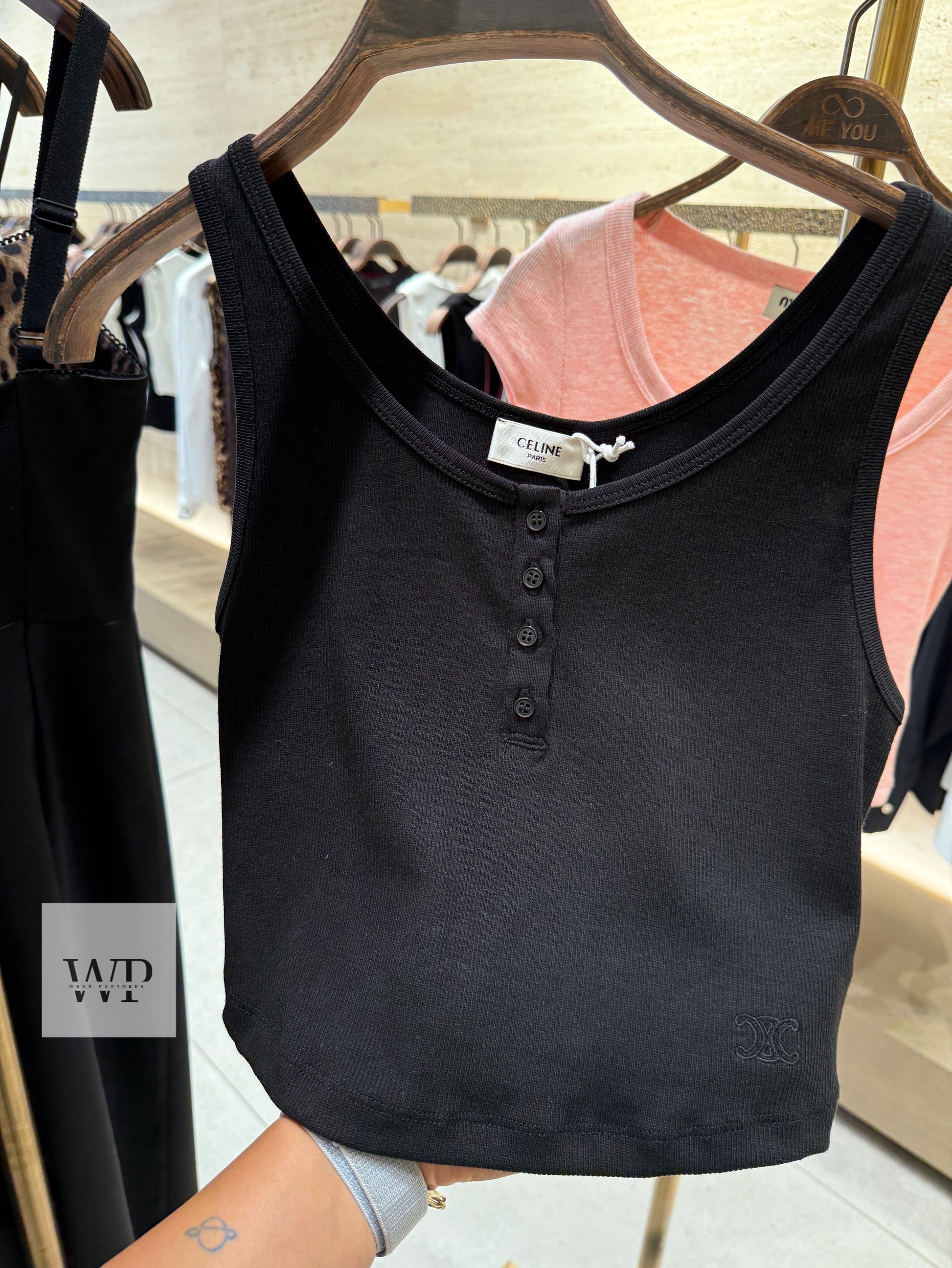 C black crop top