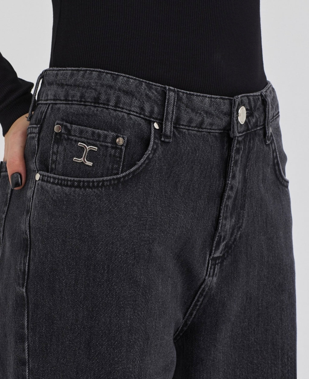 C black jeans