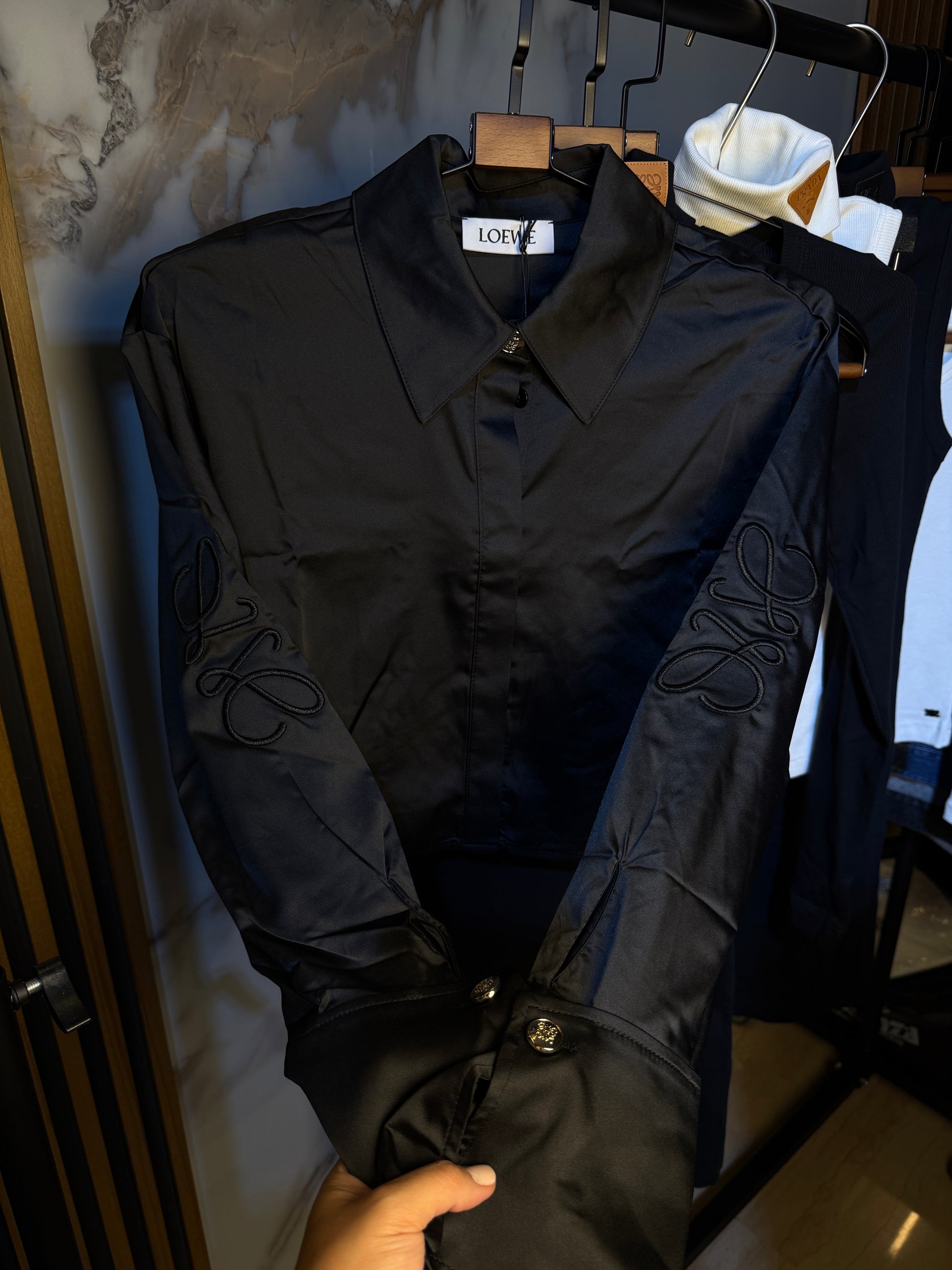 L chemise