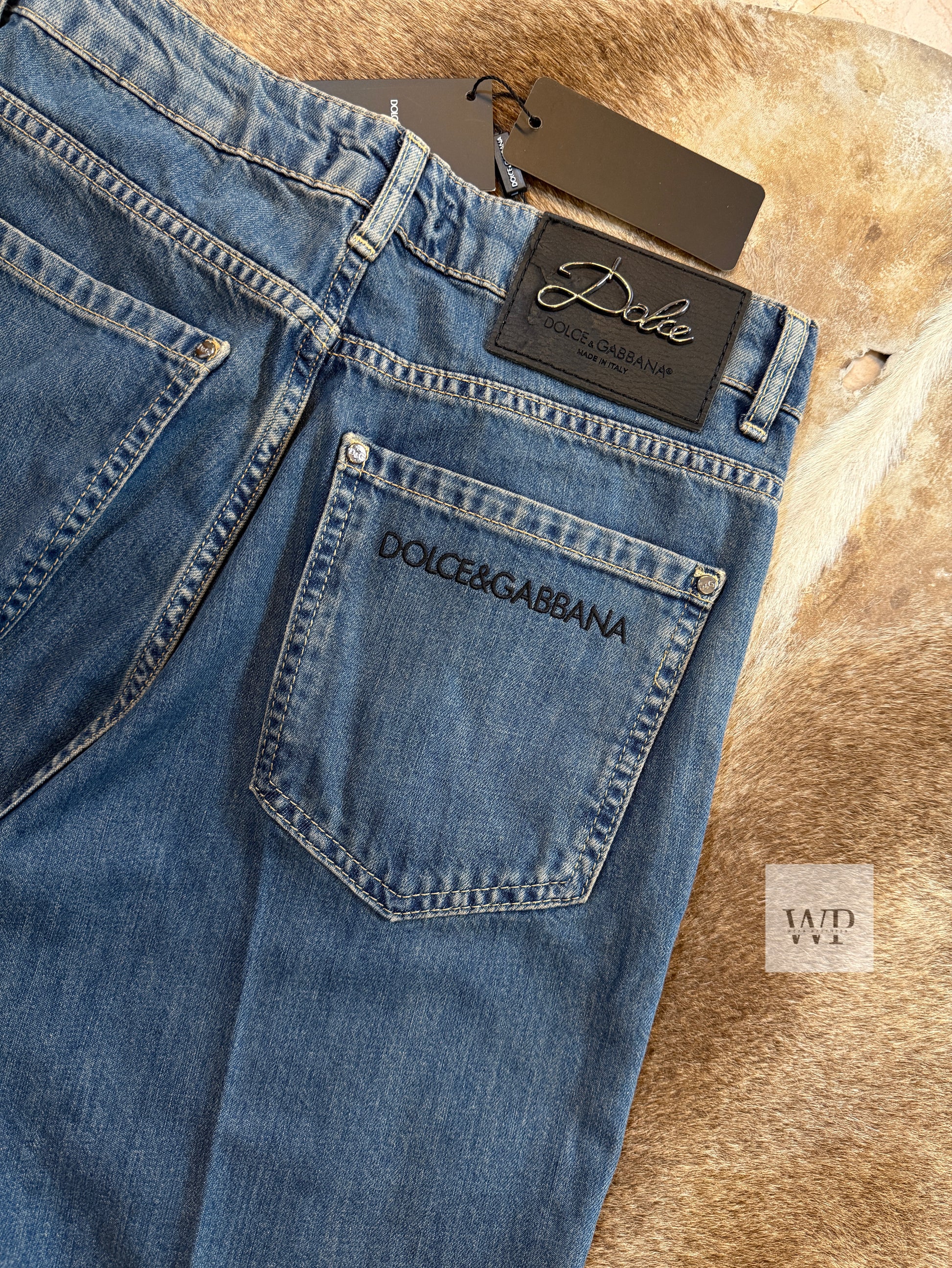 D jeans