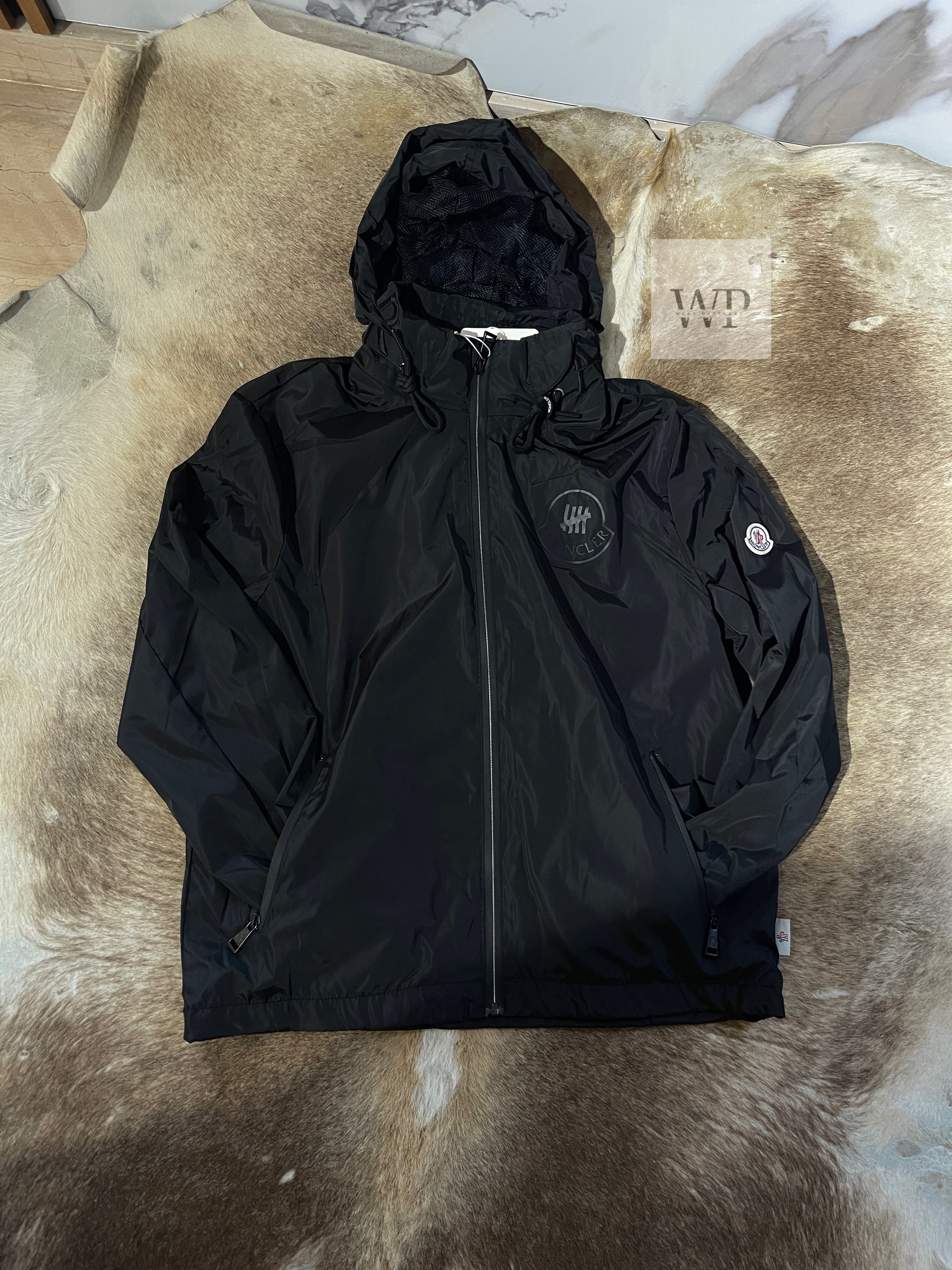 M impermeable black jacker unisex