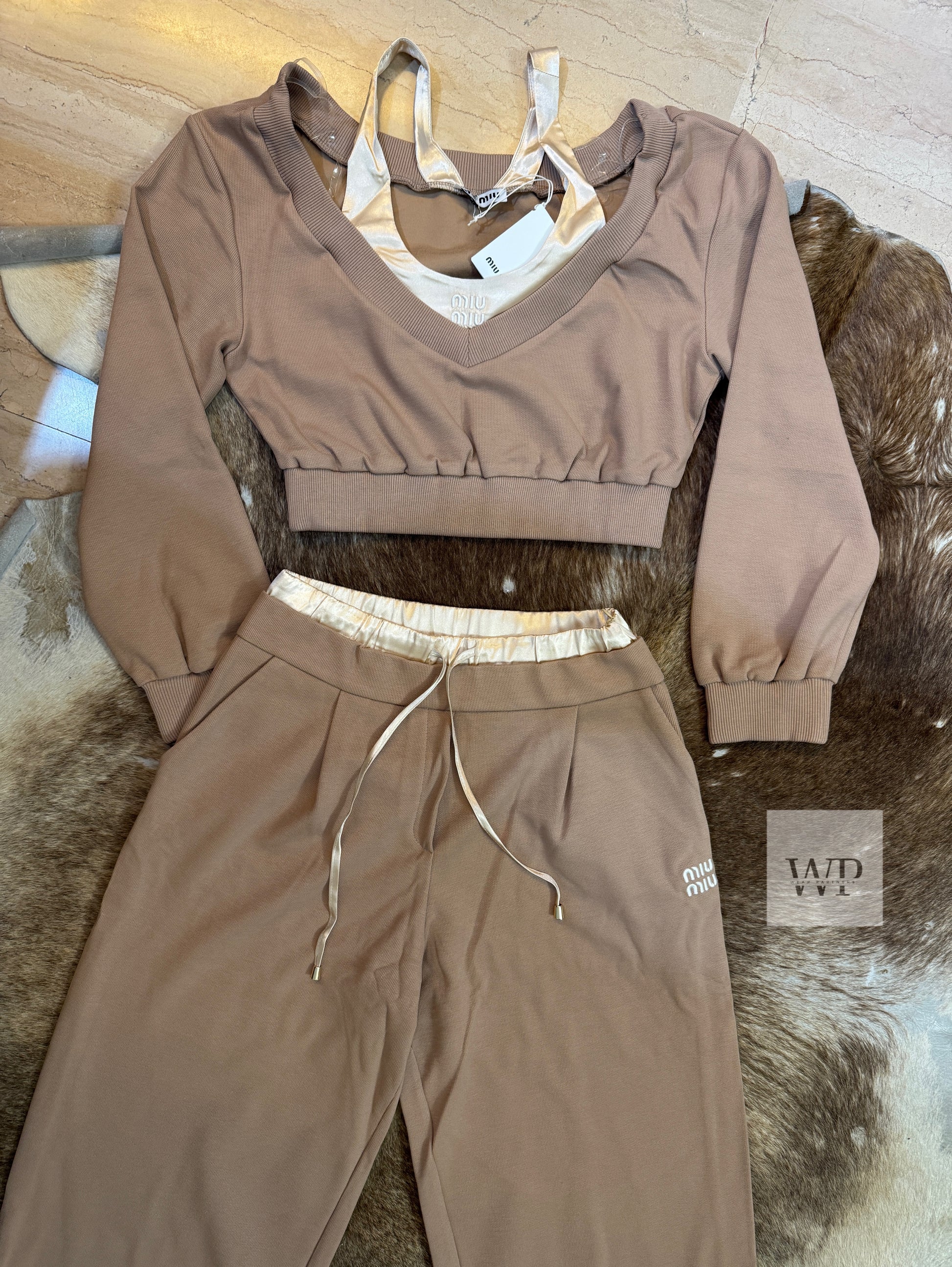 MM beige brown set