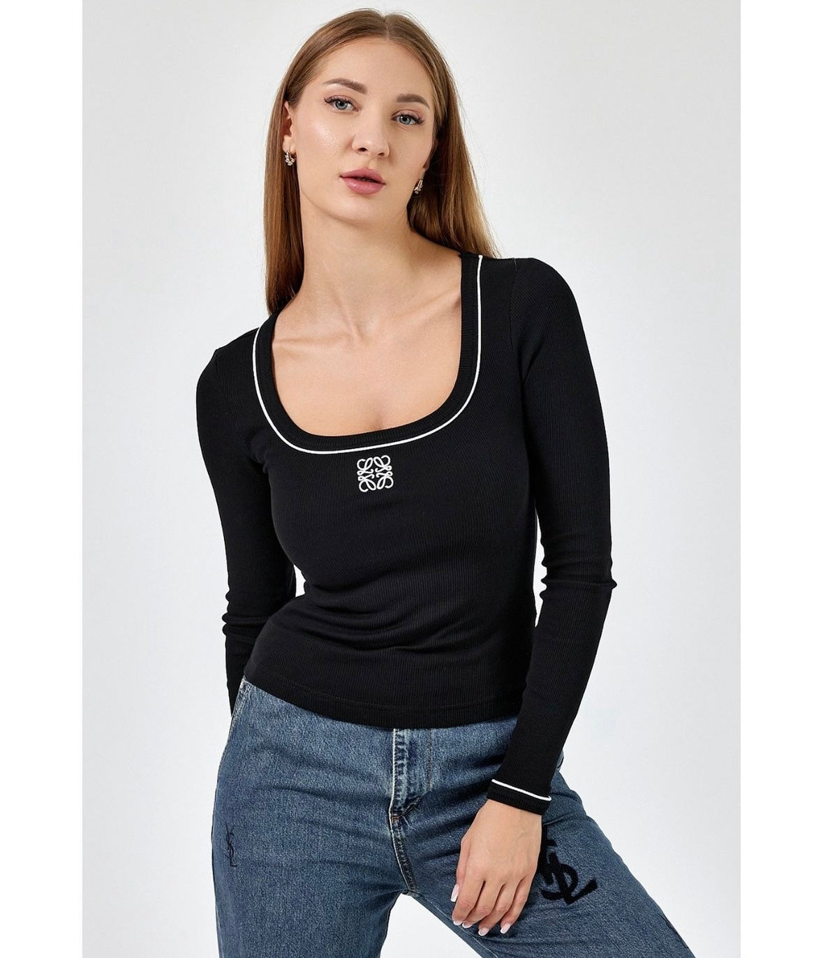 L black long sleeve