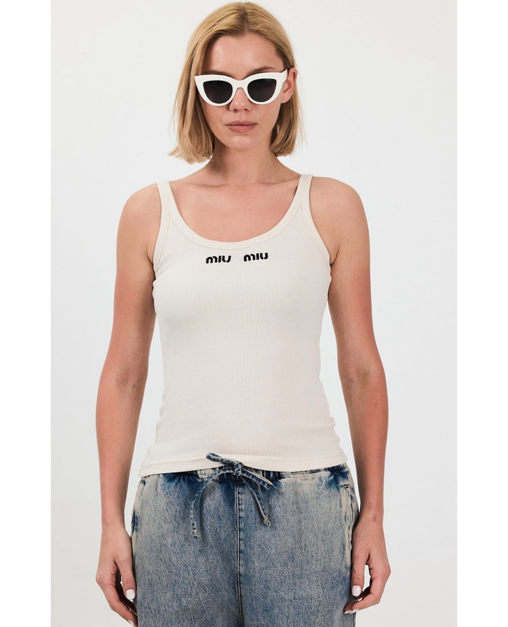 Beige tank top