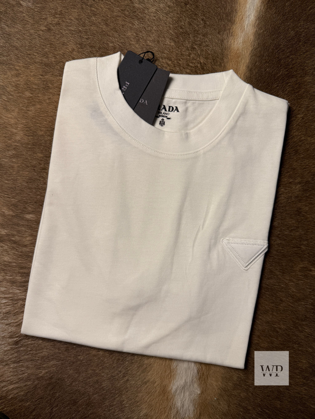 P unisex white shirt