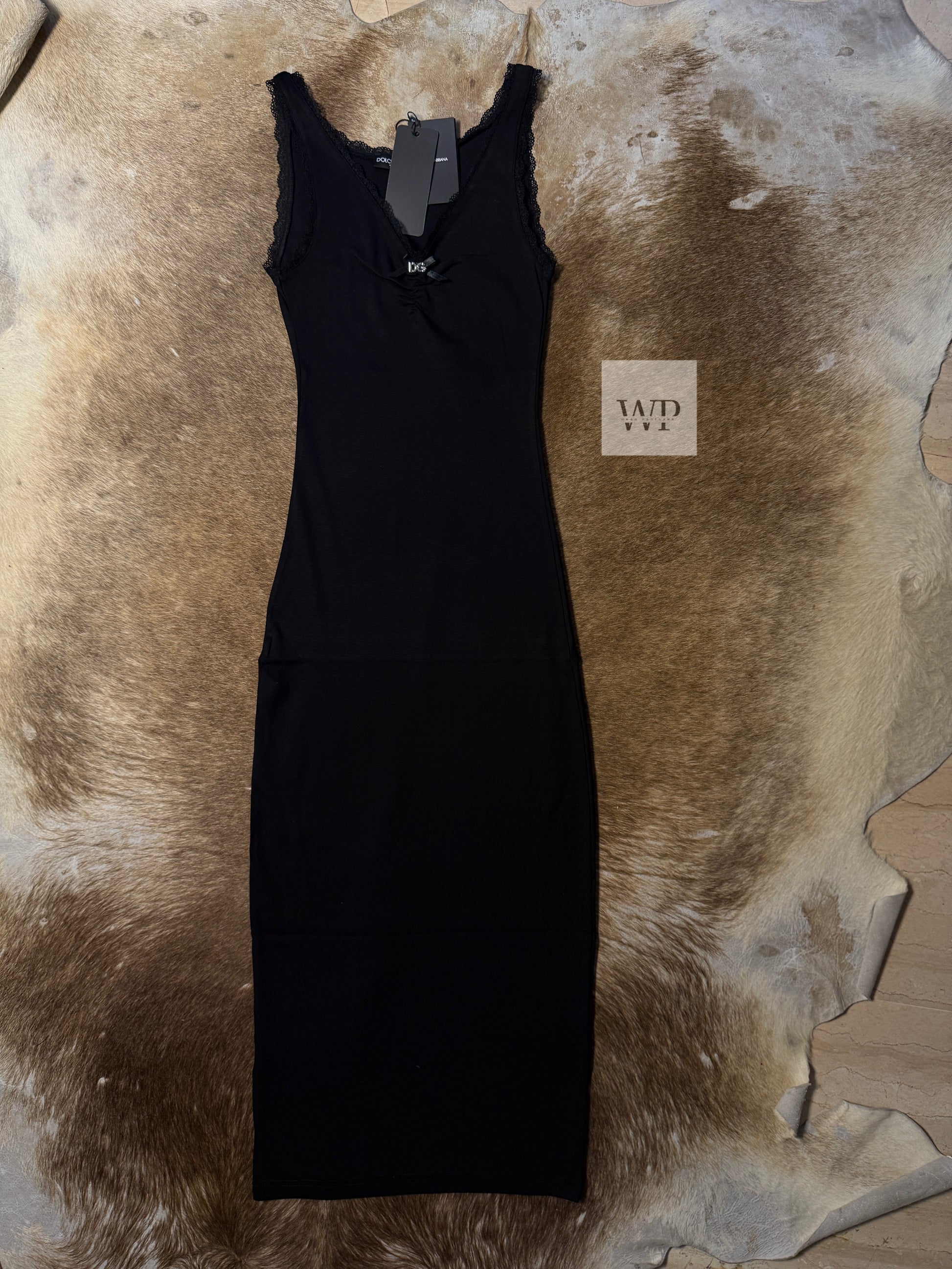 Long black dress