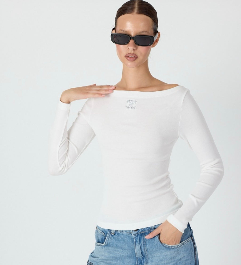 C white long sleeve