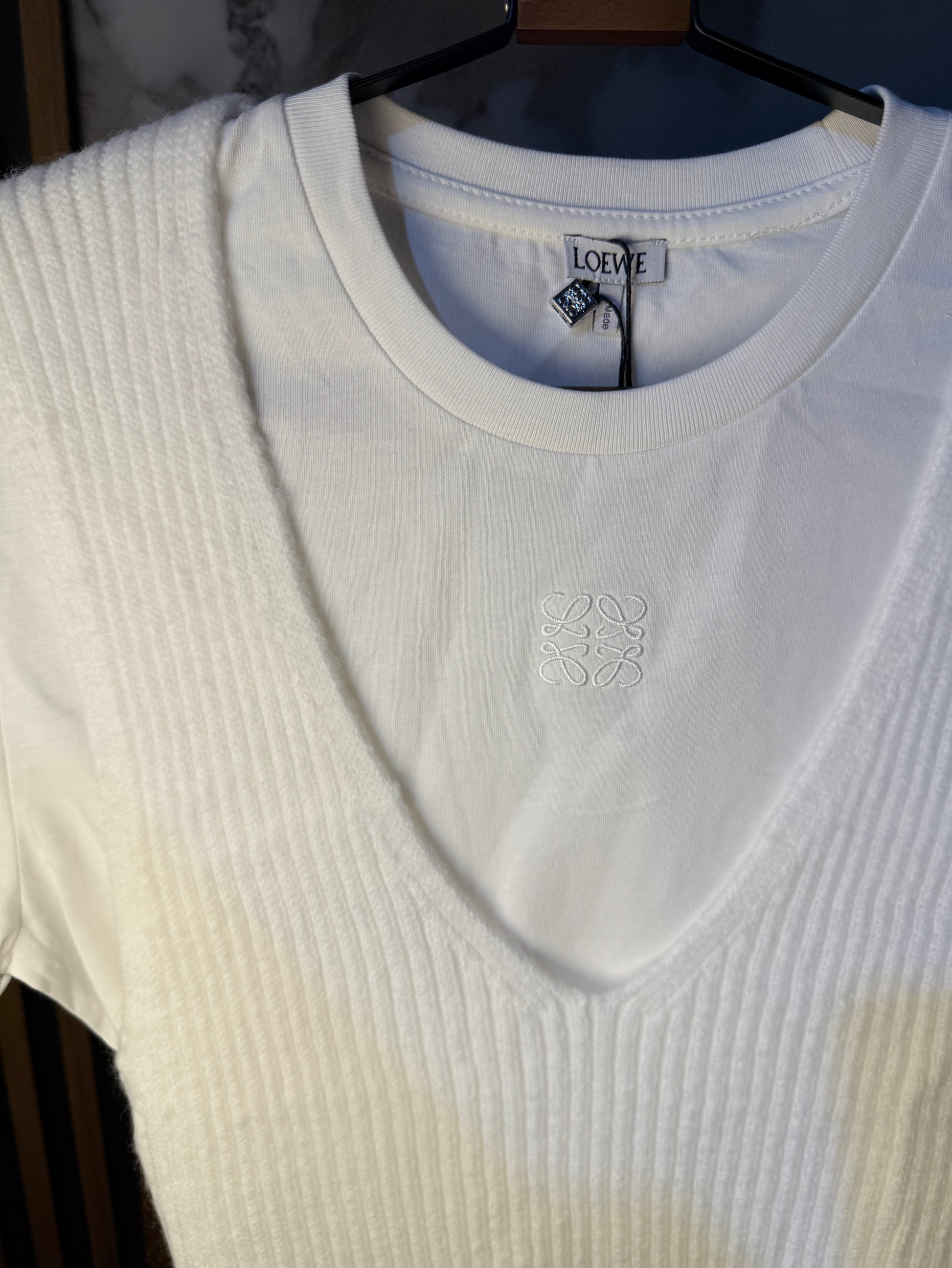 L shirt