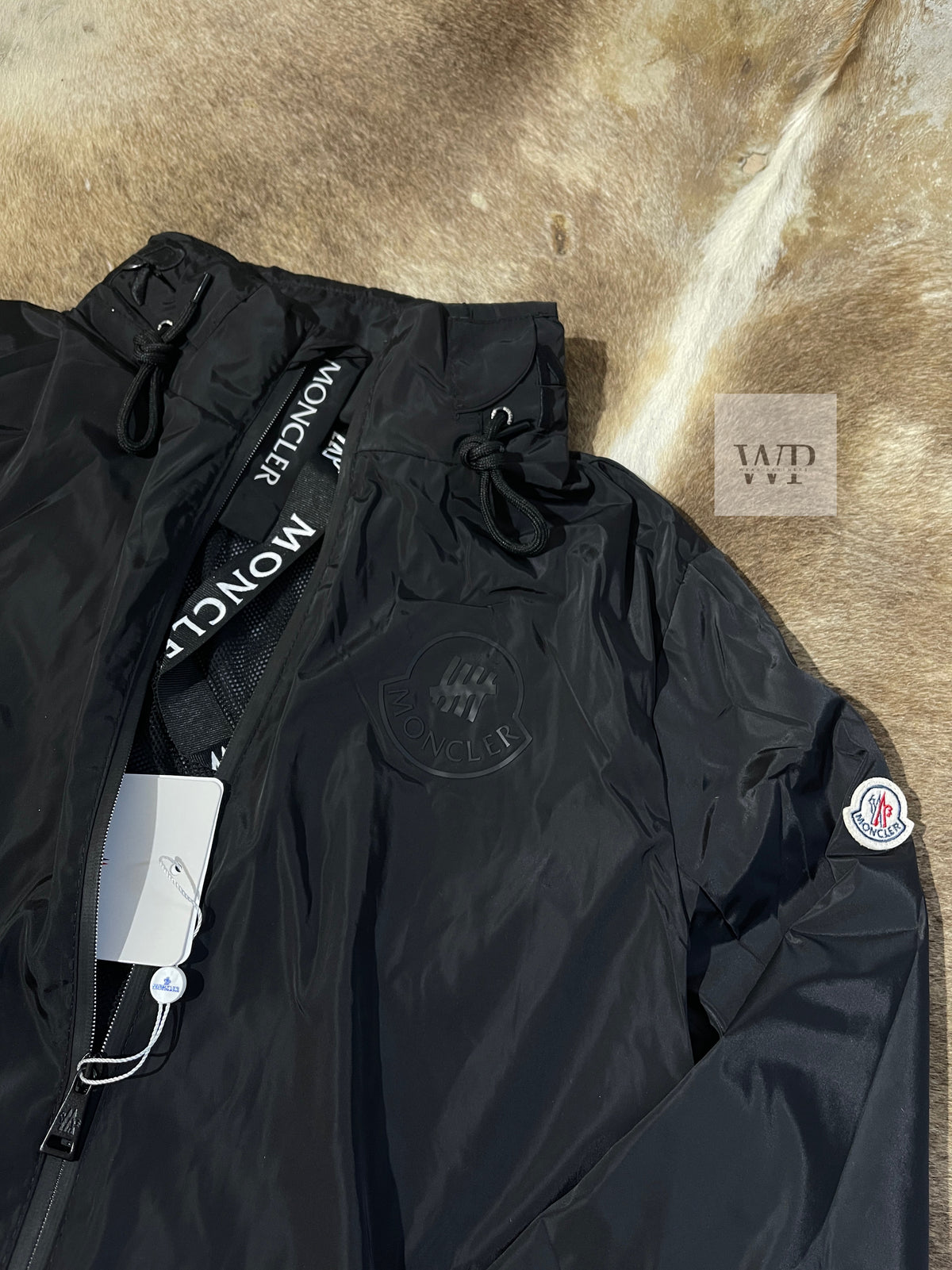 M impermeable black jacker unisex