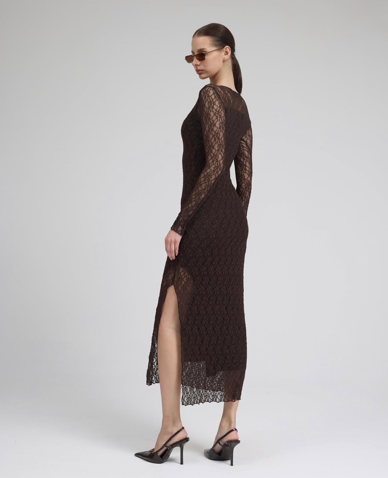 D brown dress