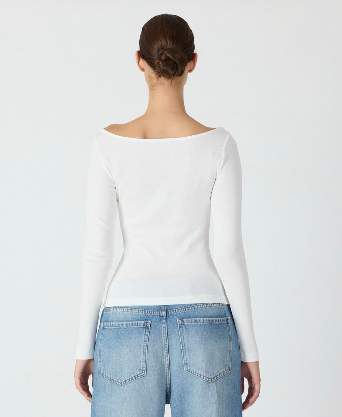 C white long sleeve