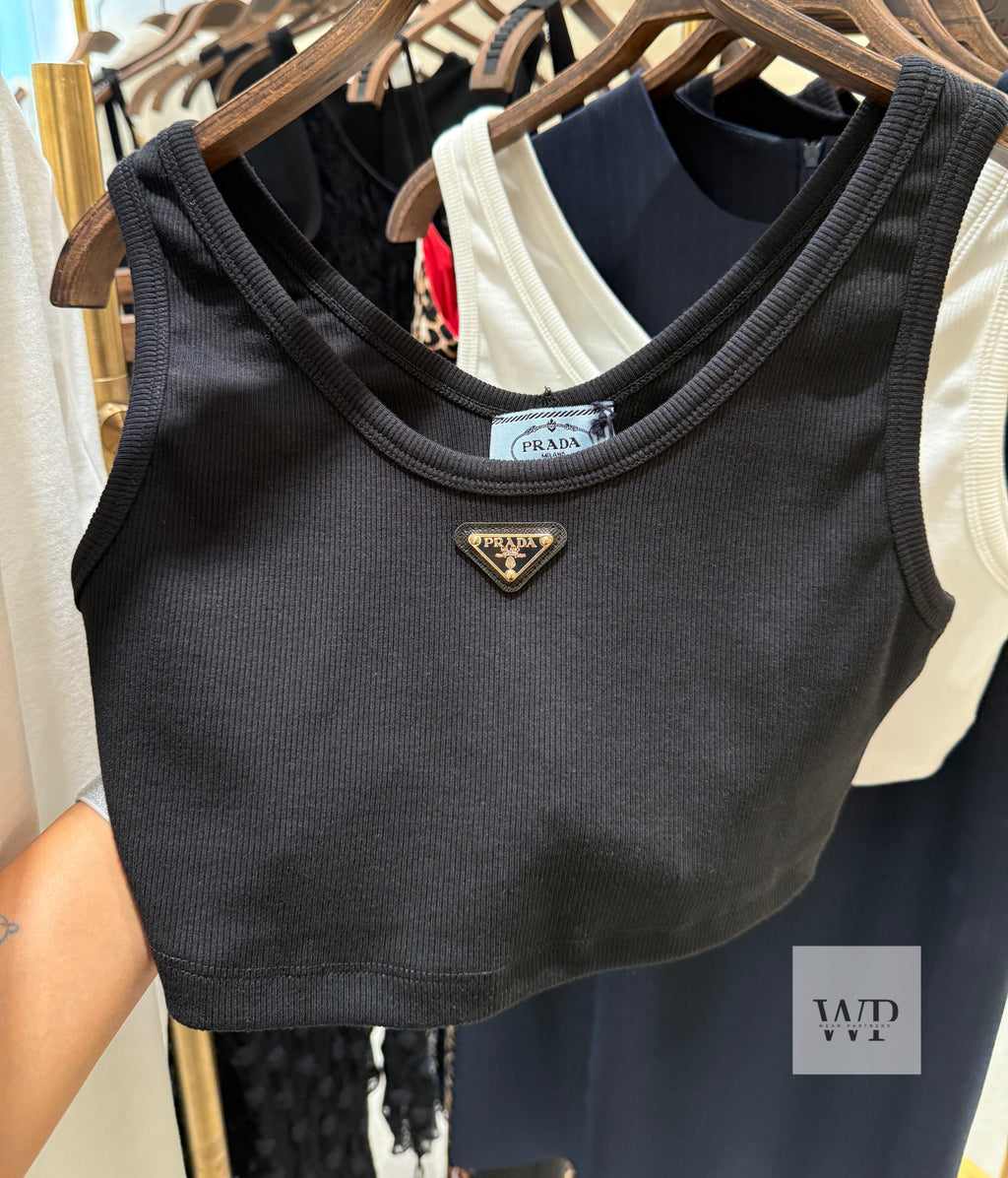 P black crop top