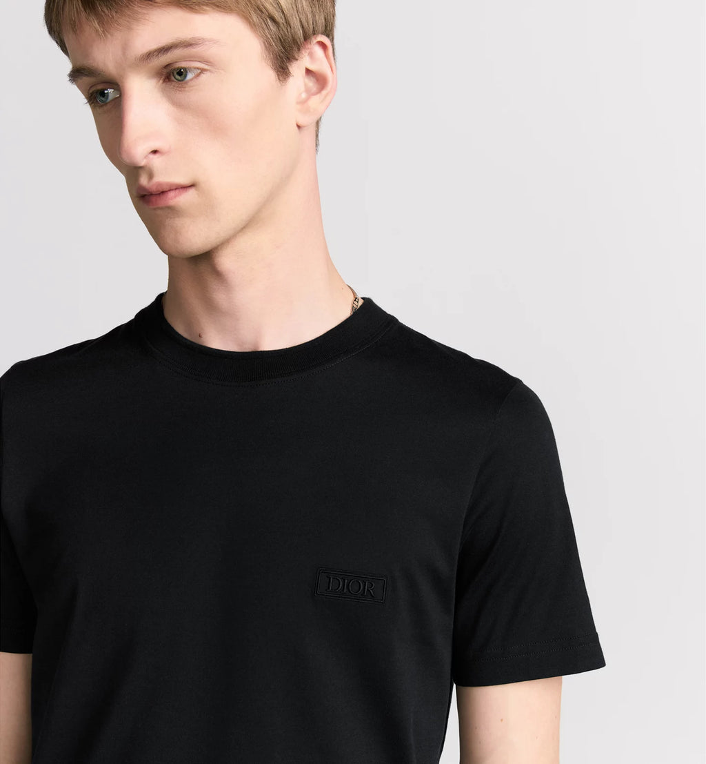 D Unisex black shirt