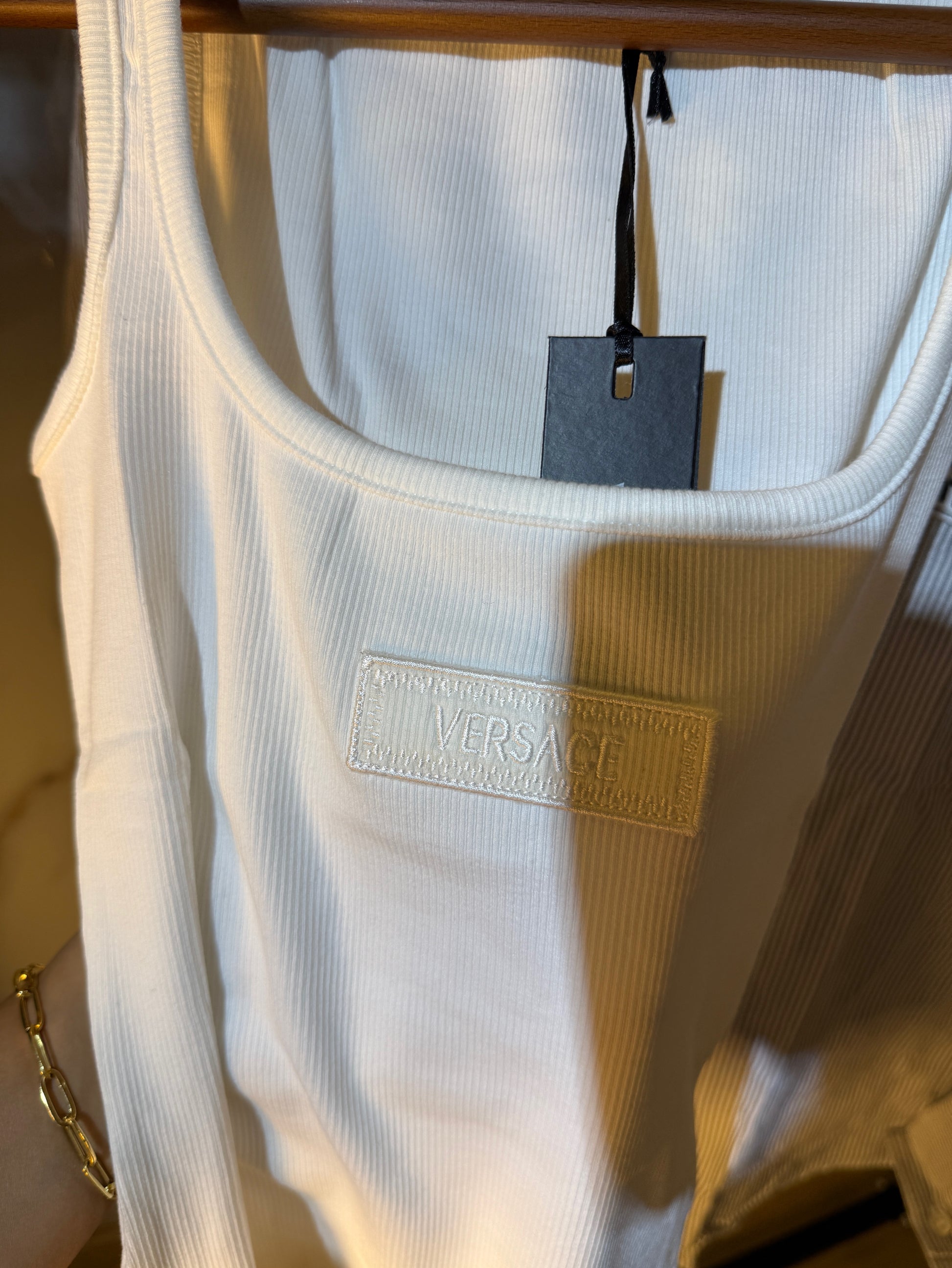 V tank top