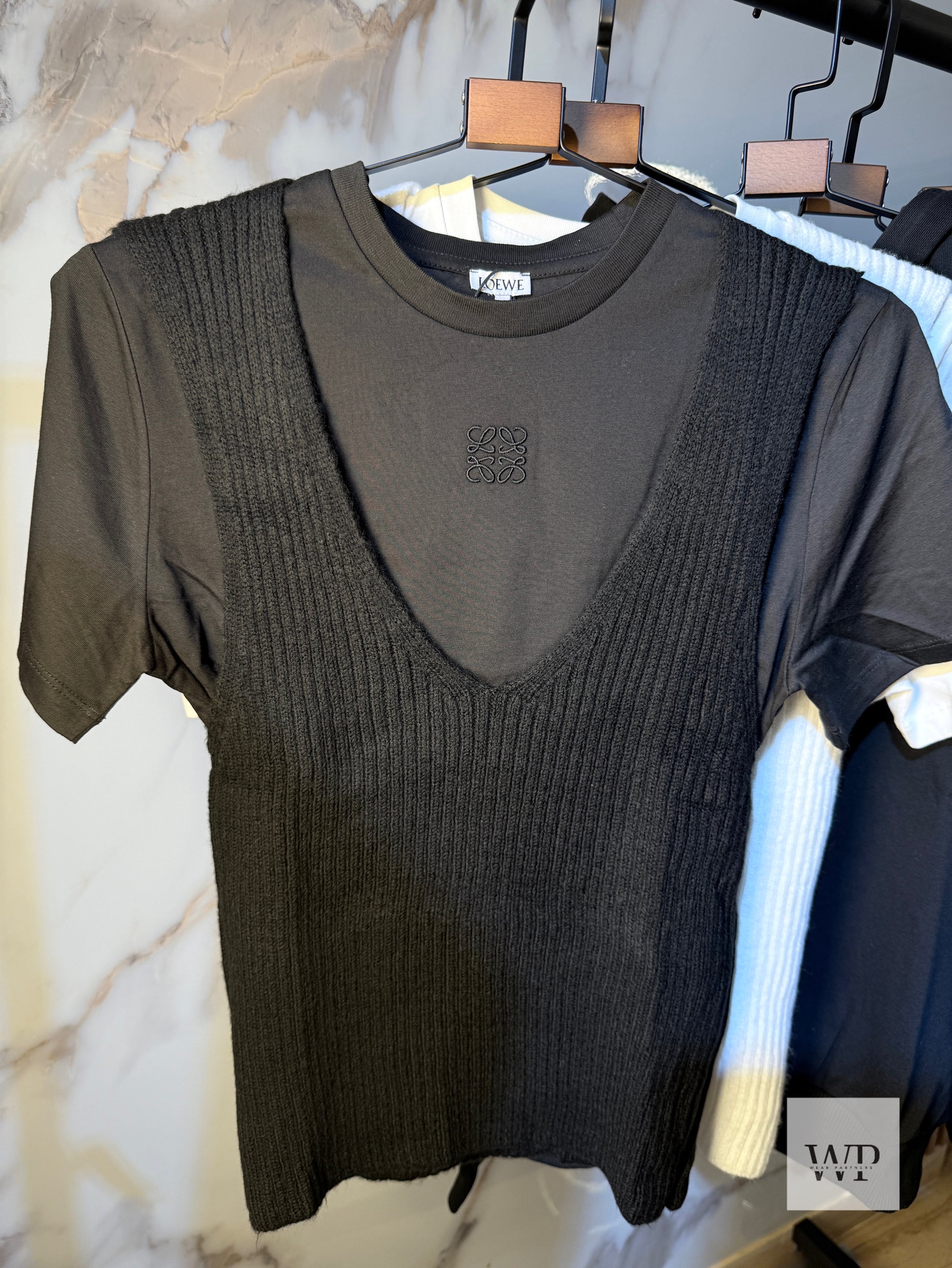 L shirt