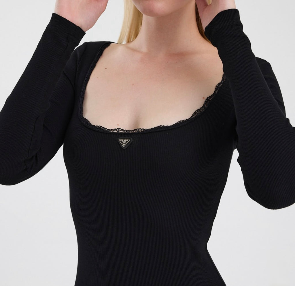 P black dress (dentelle)