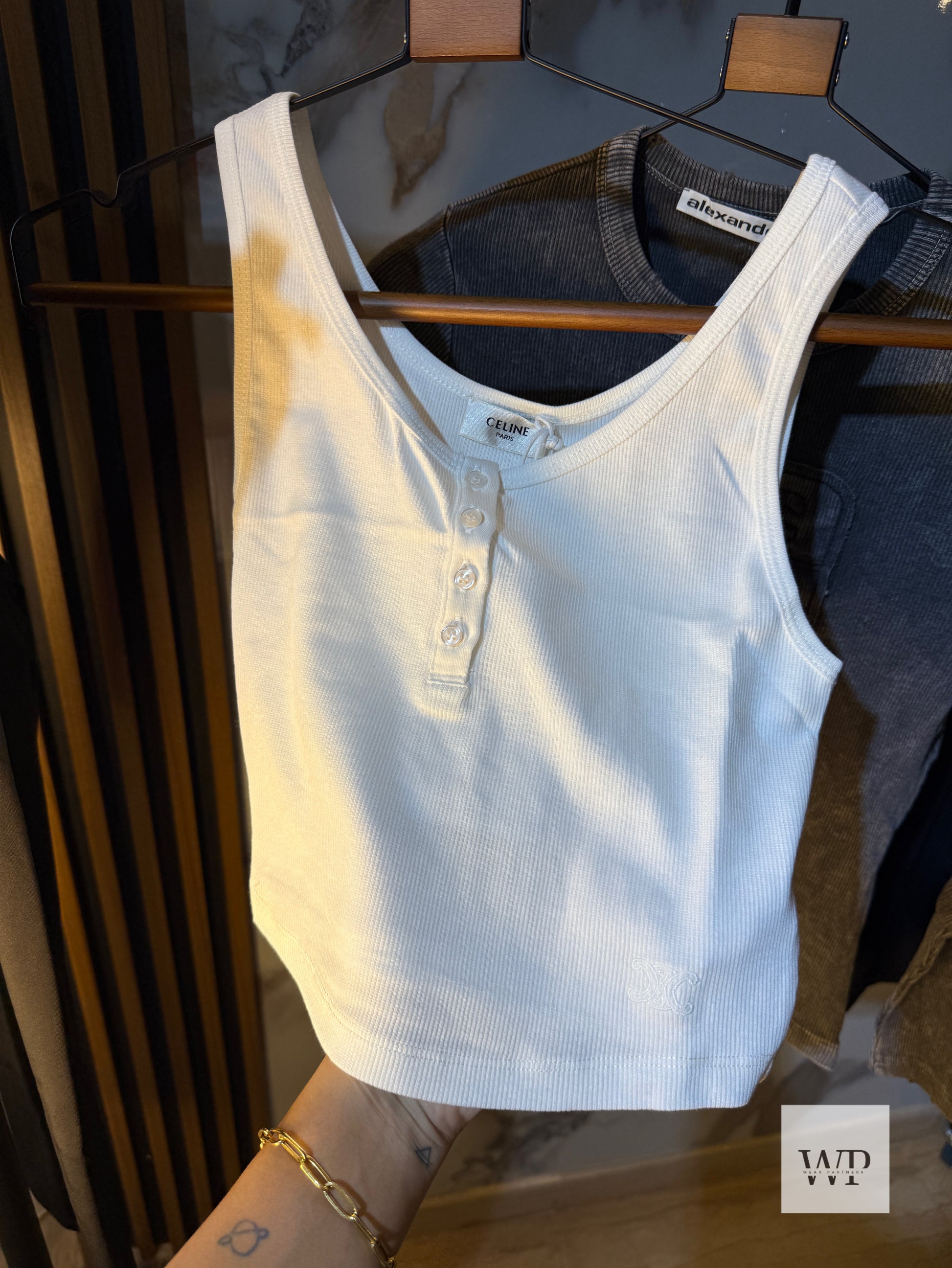 C crop top