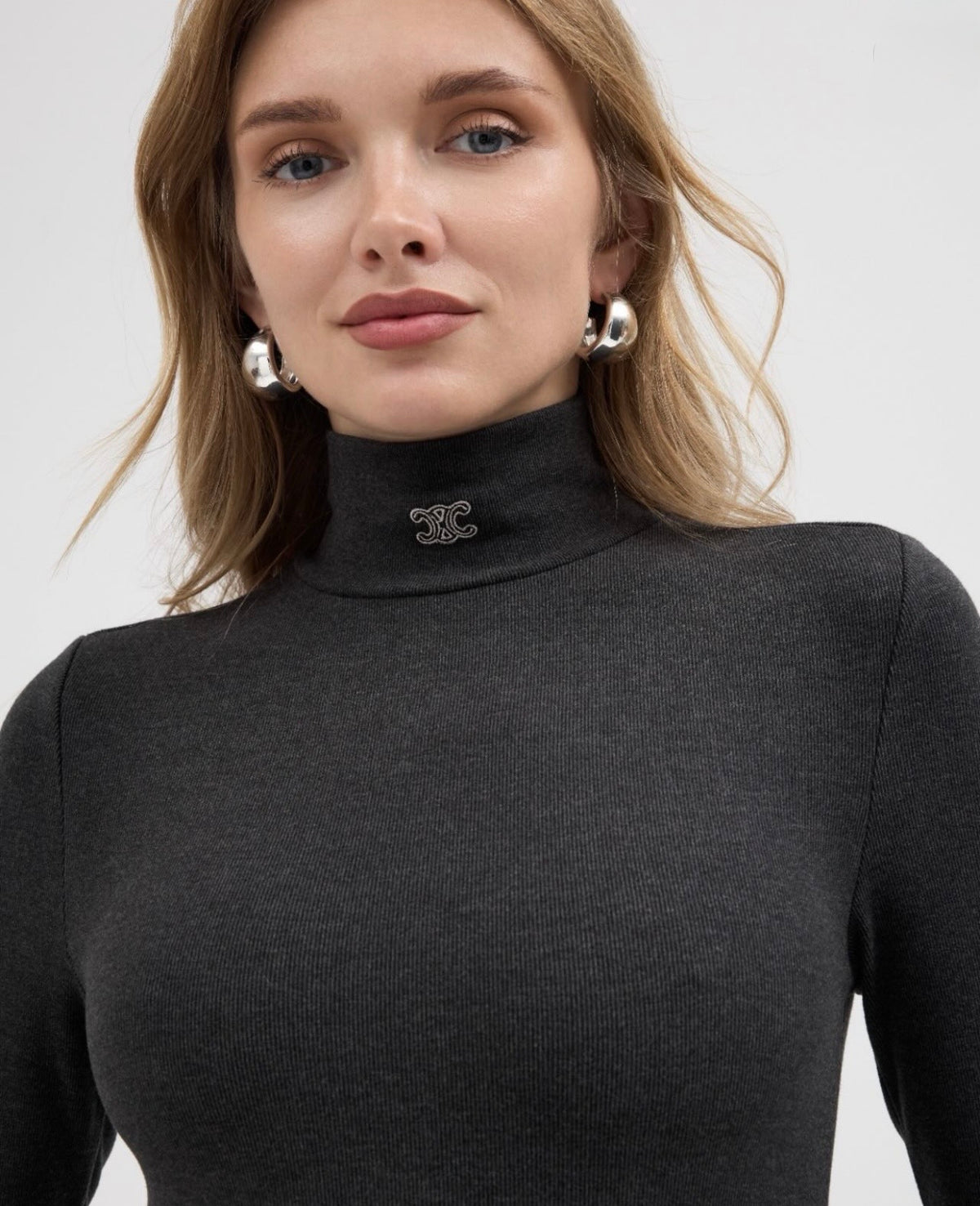 C ANTHRACITE TURTLE NECK